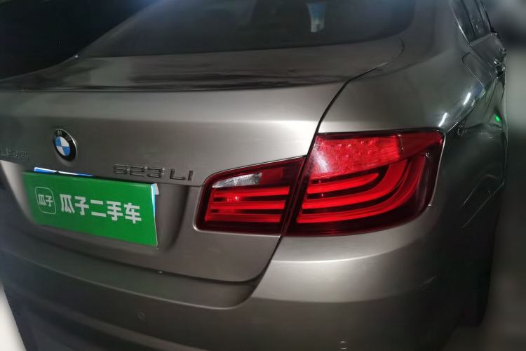 Used BMW 5 Series 2012 523Li Leading Model
