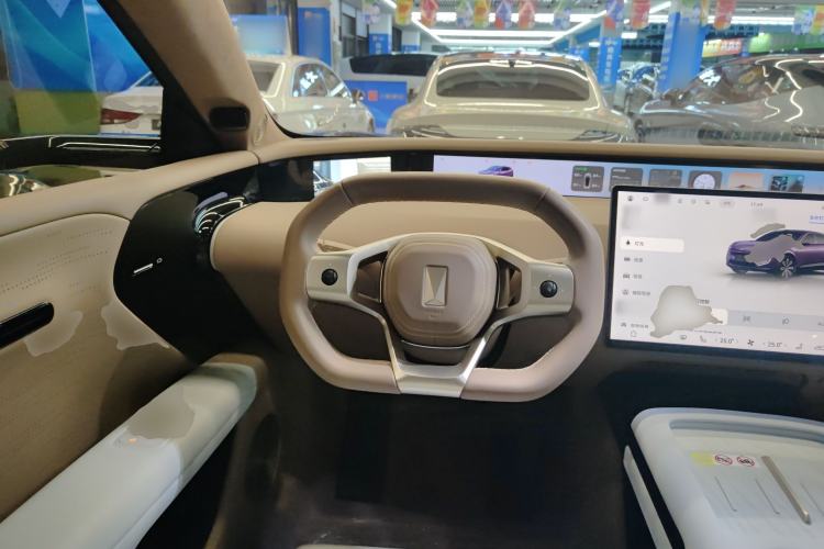 Used Avatr 07 2024 Ultra Range-Extended Four-Wheel Drive
