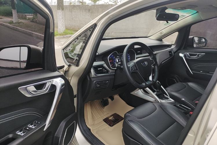 Used Geely Auto Vision X3 2017 1.5L Automatic Luxury Model Driver Seat