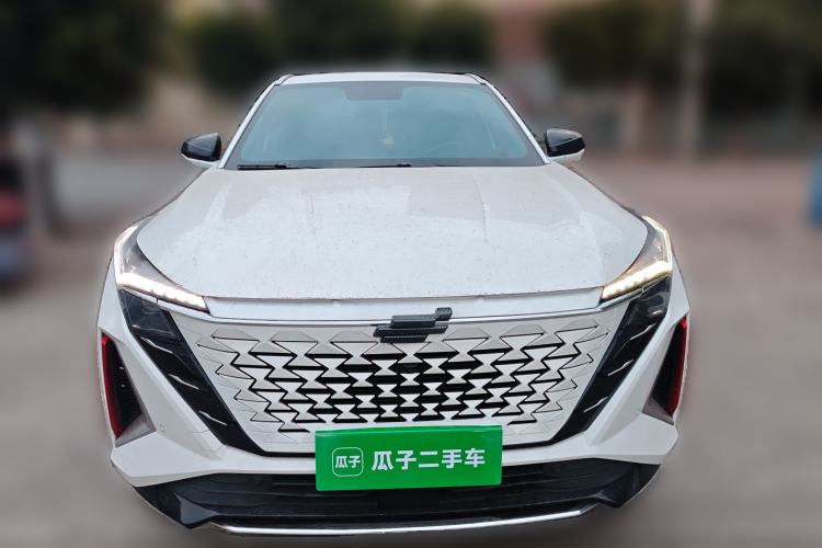 Used CHANGAN OSHAN Z6 2023 Blue Whale 1.5T DCT Luxury Model