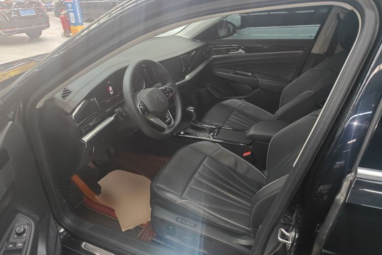 Used Volkswagen Passat 2024 380TSI Starry Dragon Edition