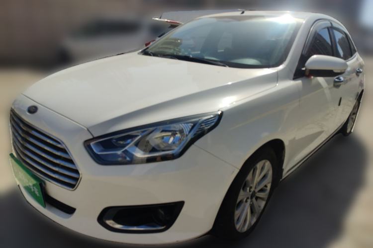 Used Ford Escort 2015 1.5L Manual Fashion Edition
