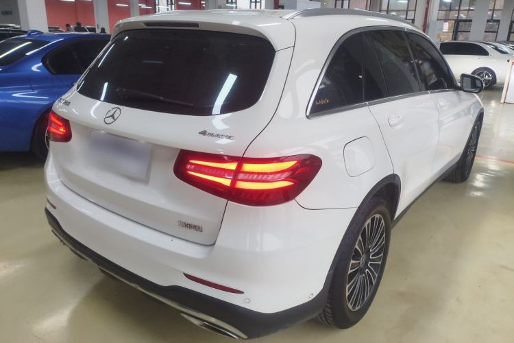 Used Mercedes-Benz GLC 2018 Facelifted GLC 260 4MATIC Dynamic Edition Rear Right 45 Deg