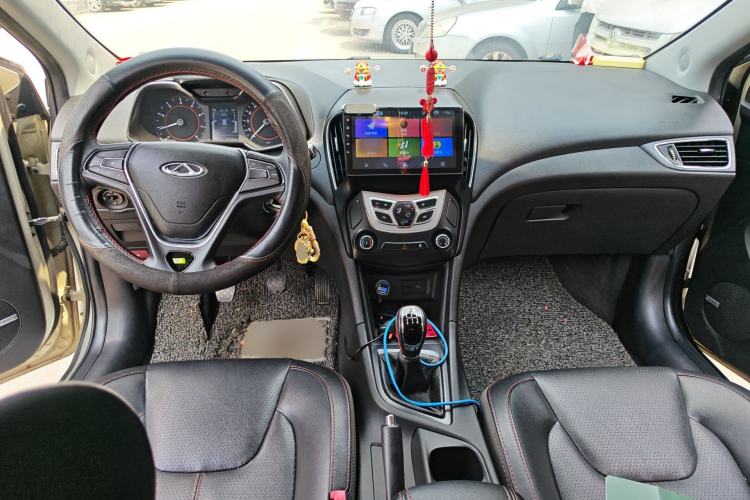 Used Chery Arrizo 5 2017 1.5L Manual Lingchao Edition Center Console