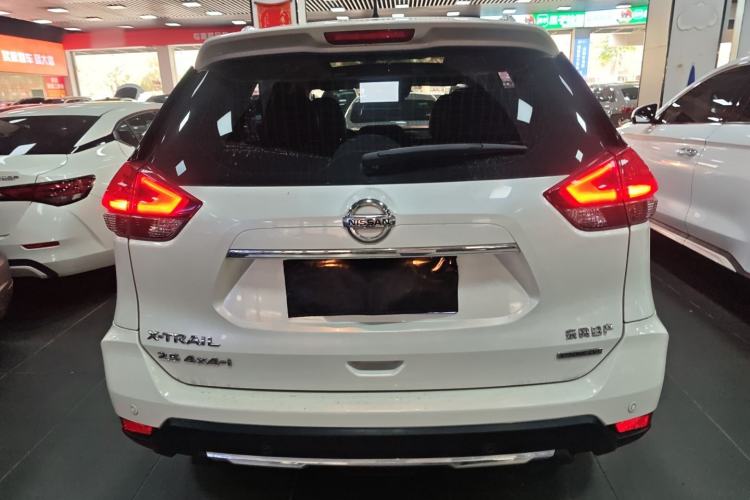 Used Nissan X-Trail 2019 2.5L CVT Smart Connect Luxury Edition 4WD
