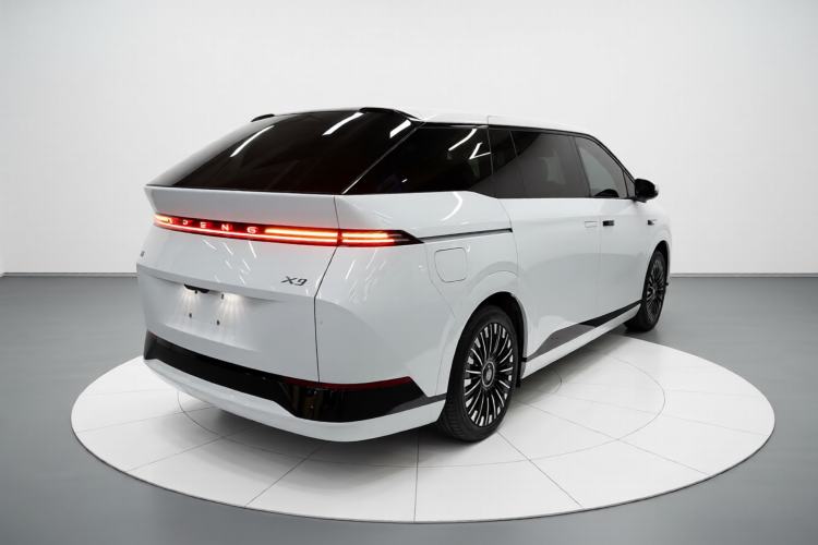 Used XPeng X9 2025 740 Ultra-Long Range Max
