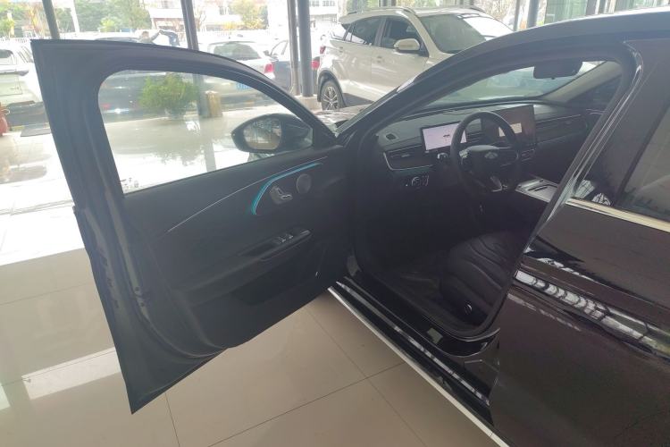 Used Fengyun A8L 2025 1.5 TGDI 145 km Luxury Version Driver Seat