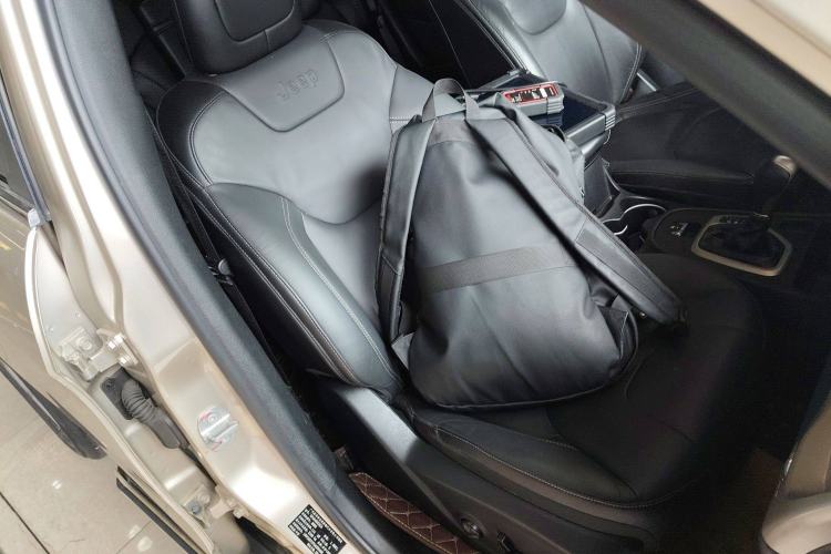 Used Jeep Cherokee 2016 2.0L Superior Edition