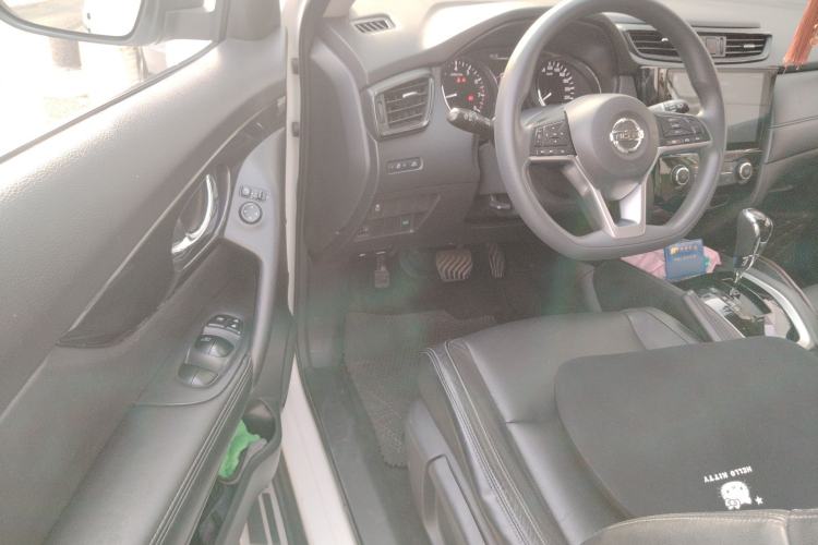 Used Nissan X-Trail 2017 2.0L CVT Comfort Edition 2WD Driver Seat