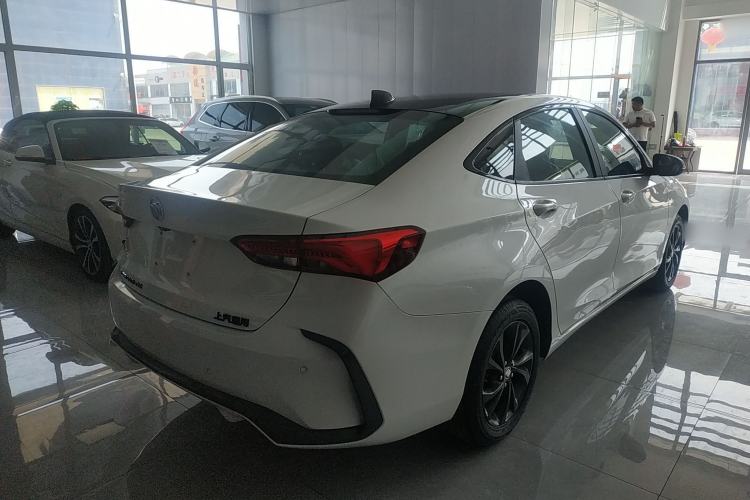 Used Buick Verano 2023 Pro GS Hunter Wind Edition Rear Right 45 Deg