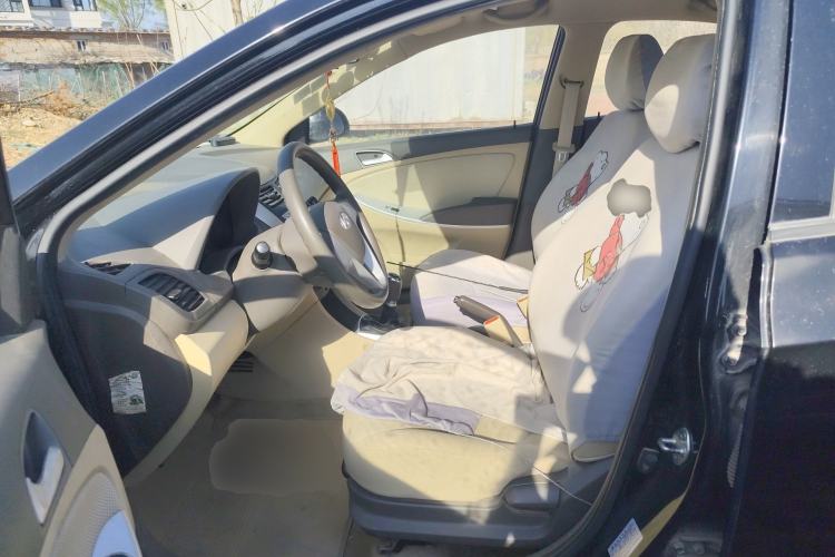 Used Hyundai Verna (older generation) 2010 Sedan 1.4L Manual Comfort GS