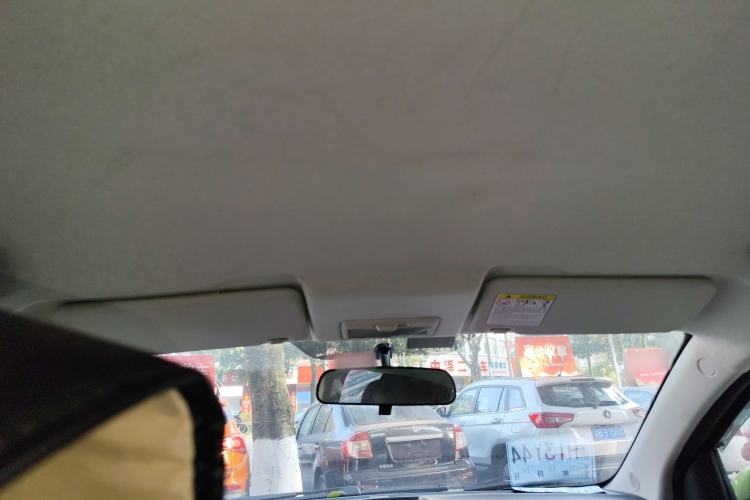 Used Changan Benni 2015 1.4L IMT Luxury Model China IV
