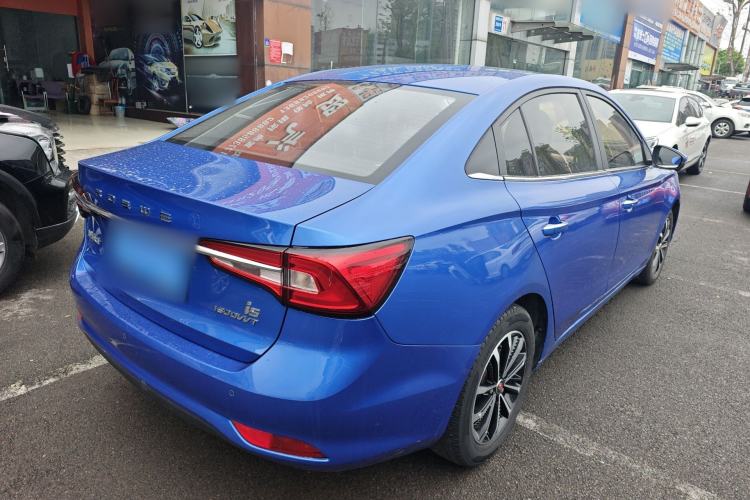 Used Roewe i5 2020 1.5L Automatic 4G Connect Luxury Flagship Edition

