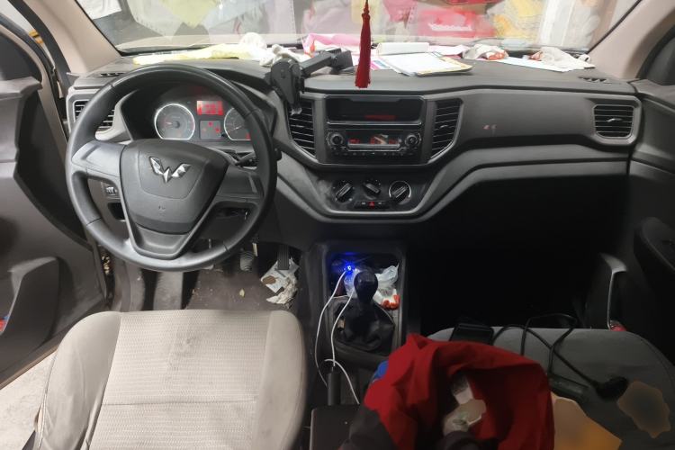 Used Wuling Hongguang V 2019 1.5L Jingqu Version China VI LAR Center Console