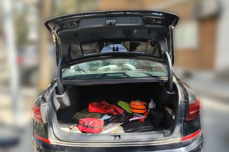 Used Volkswagen Passat 2020 330TSI Luxury Edition China VI
