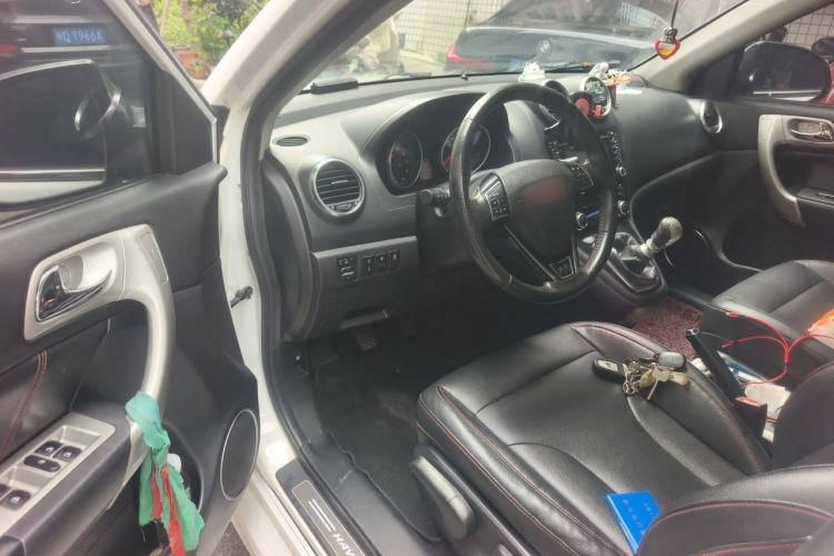 Used Haval H6 2014 Upgraded Model 1.5T Manual Two-Wheel Drive Elite Version
