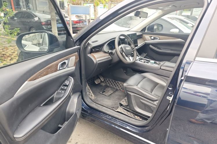 Used Skyworth EV6 2022 410 Travel Edition Driver Seat