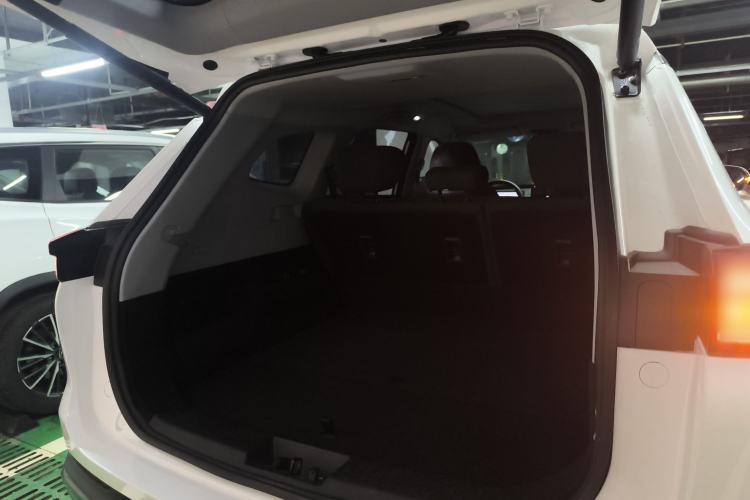 Used Chery Fengyun T8 2025 1.5T 130 km Luxury Edition 5-Seater
