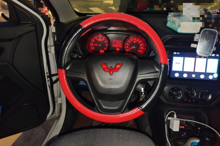 Used Wuling Hongguang 2021 1.5L Revised S Base Version with Electric Power Steering LAR
