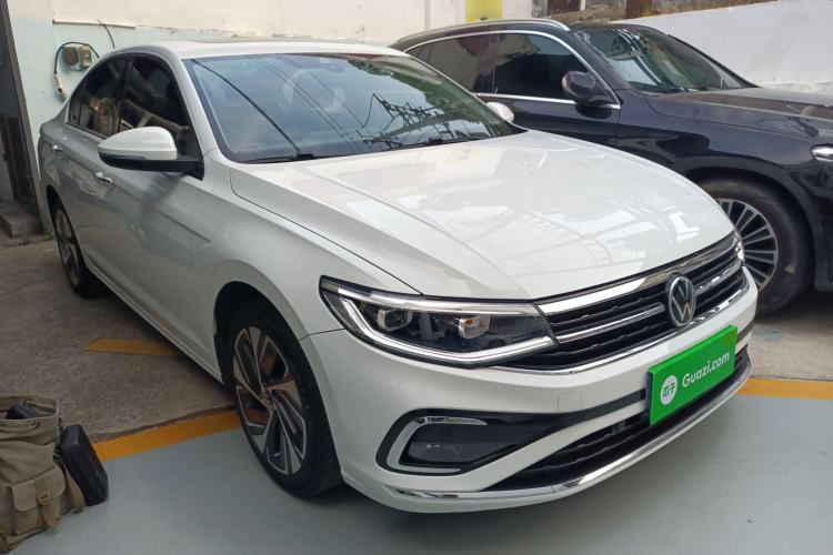 Used Volkswagen Bora 2023 200TSI DSG SmartDrive PRO Edition
