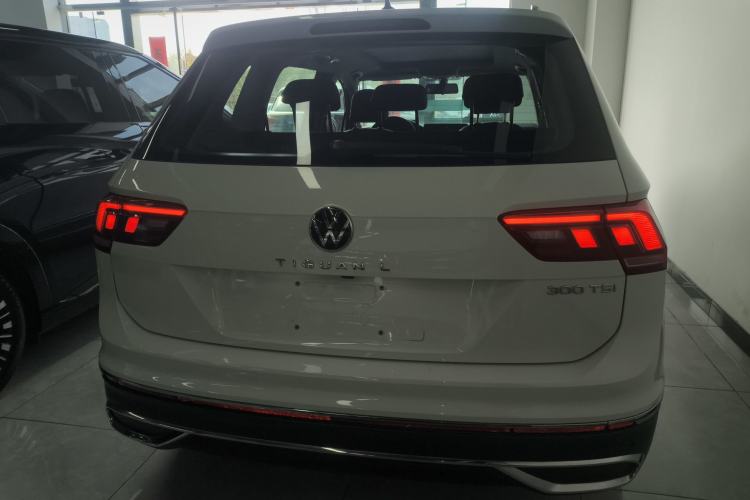 Used Volkswagen Tiguan L 2023 300TSI Automatic Two-Wheel Drive Smart Edition