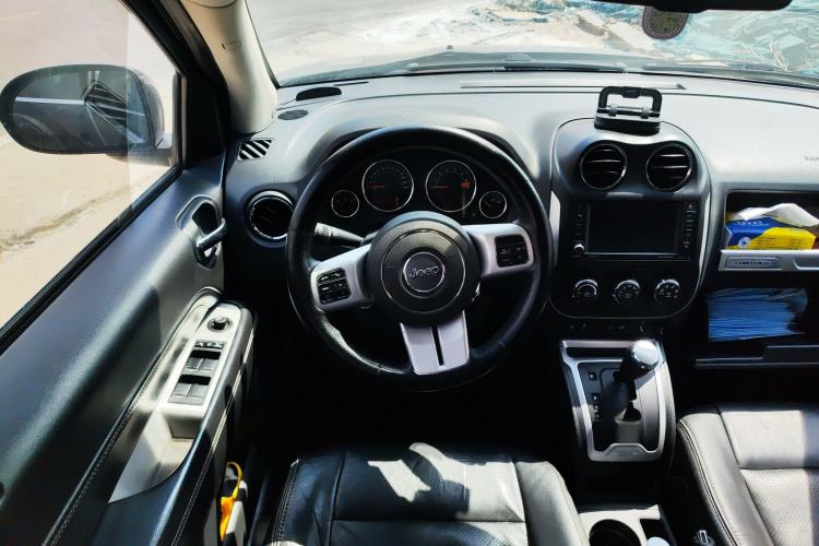 Used Jeep Compass 2014 Revised Version 2.0L Two-Wheel Drive Elite Edition
