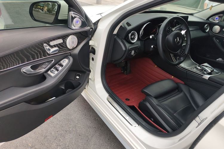 Used Mercedes-Benz C-Class 2017 C 200 L Sport Edition Driver Seat