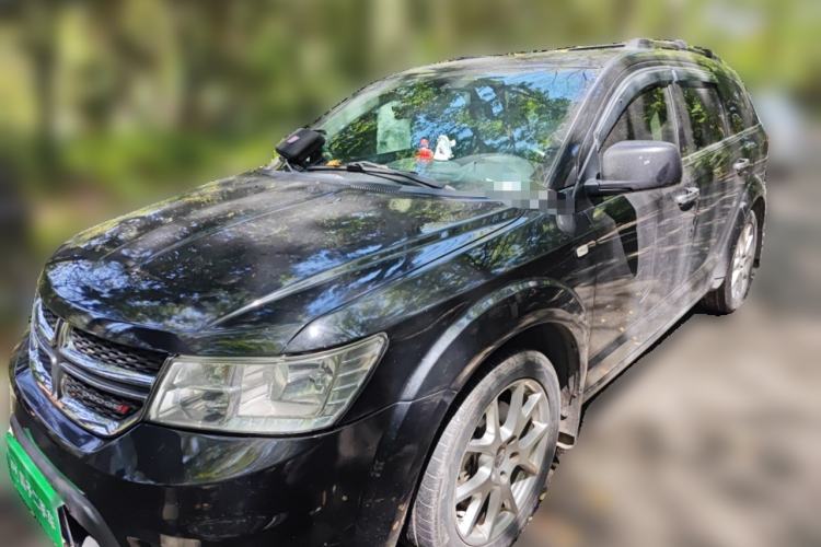 Used Dodge Journey 2013 2.4L Two-Wheel Drive Luxury Version