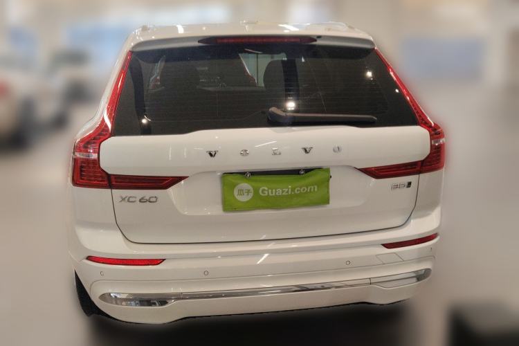 Used Volvo XC60 2023 B5 4x4 Smart Luxury Edition
