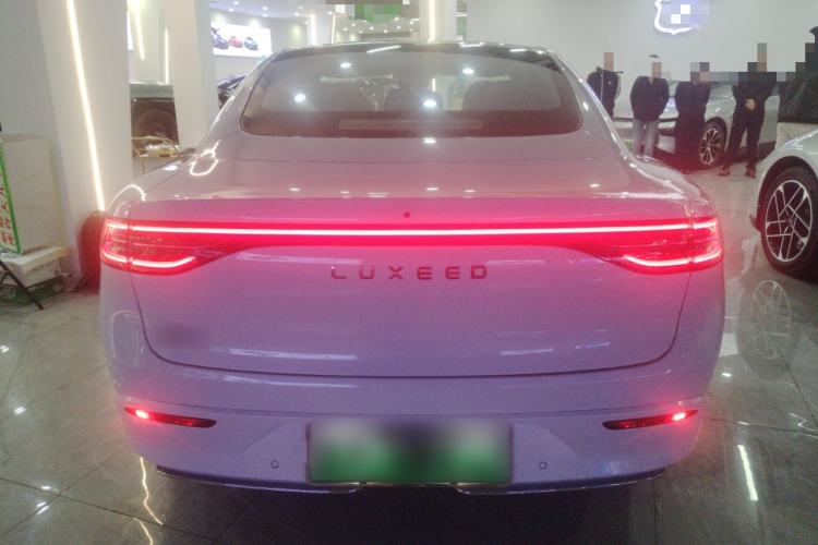 Used Hima Luxeed S7 2025 855 km Max