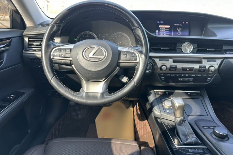 Used Lexus ES 2017 200 30th Anniversary Edition