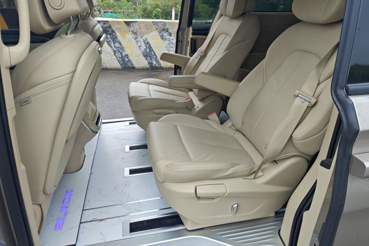 Used Buick GL8 2023 ES Lu Zun Deluxe Model