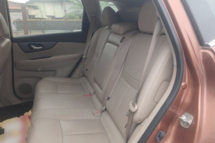 Used Nissan X-Trail 2014 2.0L CVT Comfort Edition 2WD
