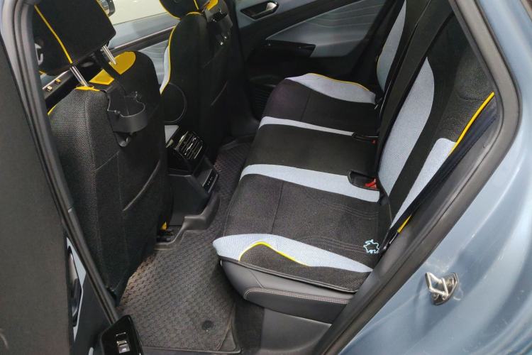 Used Volkswagen ID.4 X 2022 Pure Long-Range Version Left Rear Seat