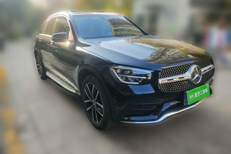 Used Mercedes-Benz GLC 2021 GLC 300 L 4MATIC Dynamic Model Front Right 45 Deg