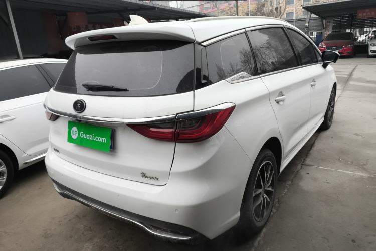 Used BYD Song MAX 2018 1.5T Automatic Smart Connect Elite Model with 6 Seats