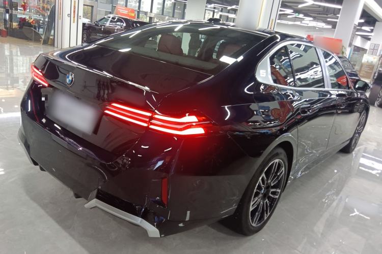 Used BMW 5 Series 2025 530Li Leading Model M Sport Package