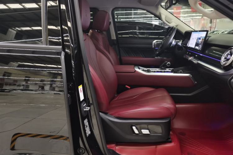 Used Tank 400 New Energy 2024 Hi4-T City Edition Right Front Seat