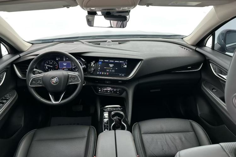 Used Buick Envision 2023 Encore Plus 652T Five-Seat All-Wheel-Drive Luxury Model
