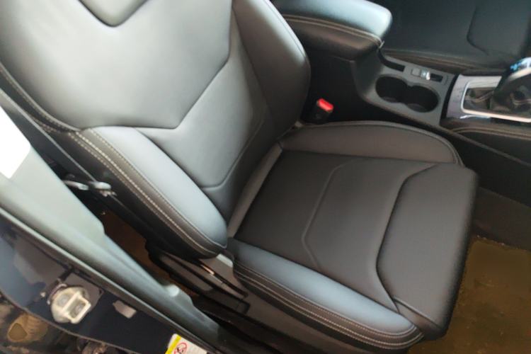 Used BYD Song 2020 Classic Edition 1.5T Automatic Elite Model Right Front Seat