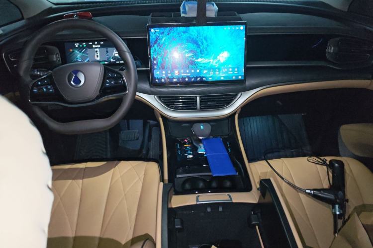 Used Denza D9 2024 EV 620 Premium Model