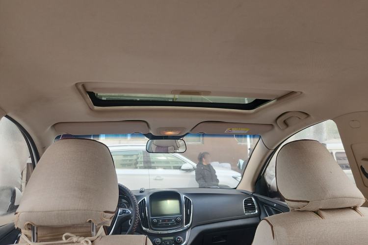 Used Baojun 560 2016 1.8L Manual Luxury Edition