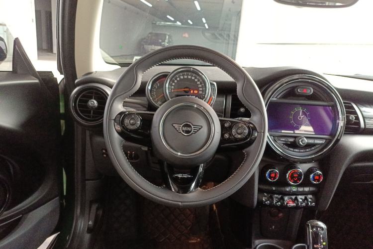 Used MINI 2020 1.5T COOPER Artist
