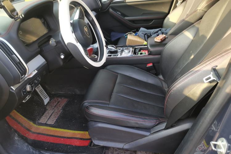 Used BYD Tang New Energy 2018 DM 2.0T All-Wheel Drive Smart Connectivity Luxury Model 7 Seats China V Emission Standard