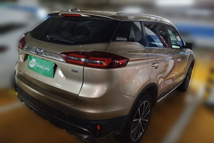 Used Geely Auto Emgrand X7 Sport 2018 1.8TD Automatic All-Wheel-Drive ZhiZun Model with 4G Connectivity Rear Right 45 Deg
