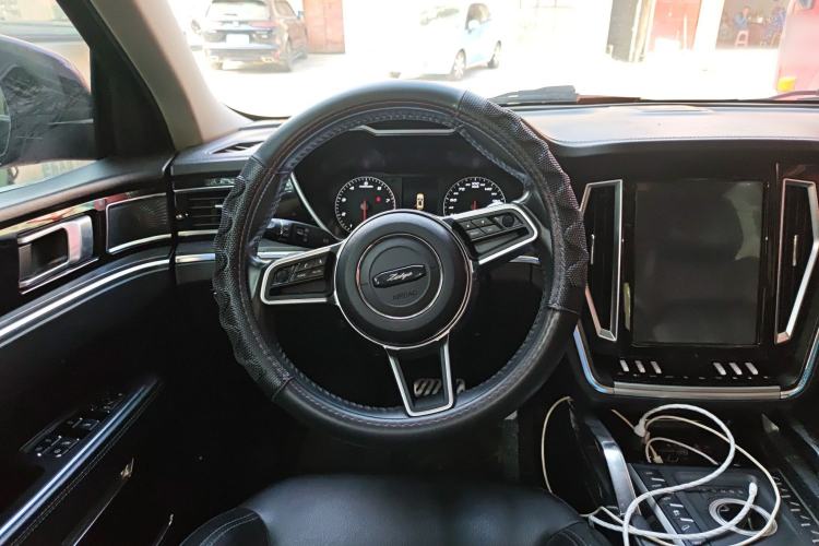 Used Zotye T800 2018 2.0T Automatic Luxury Connected 7-Seater
