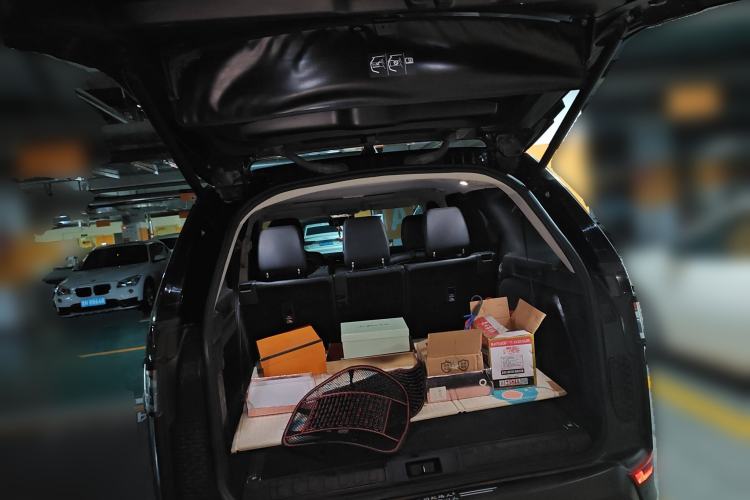 Used Land Rover Discovery 2019 2.0T SE