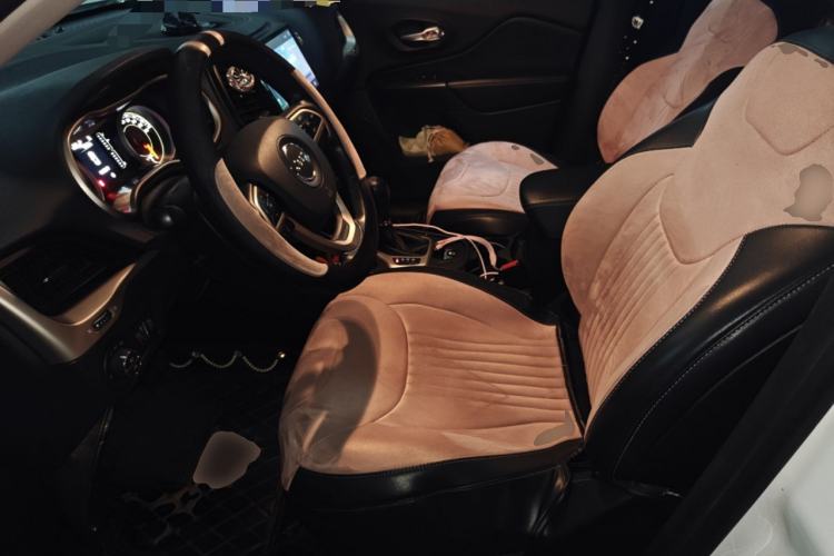 Used Jeep Cherokee 2017 2.4L Leading Edition