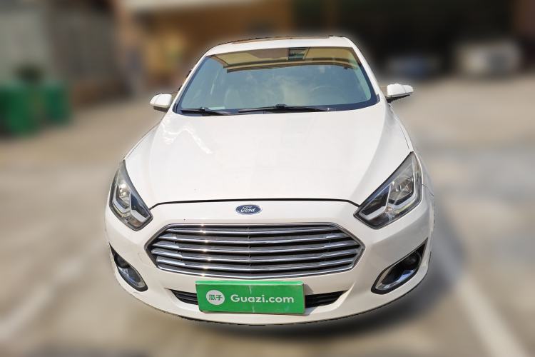 Used Ford Escort 2015 1.5L Automatic Fashion Model