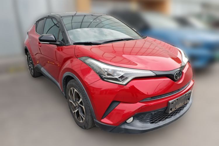 Used Toyota C-HR 2018 2.0L Luxury Sunroof Version China V Emission Standard Front Right 45 Deg